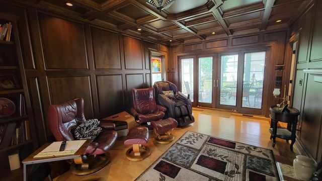 1230 N SUPERIOR STREET, Antigo, WI 54409