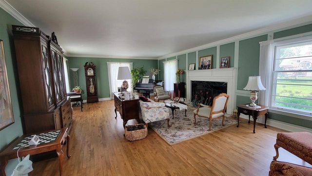 1230 N SUPERIOR STREET, Antigo, WI 54409