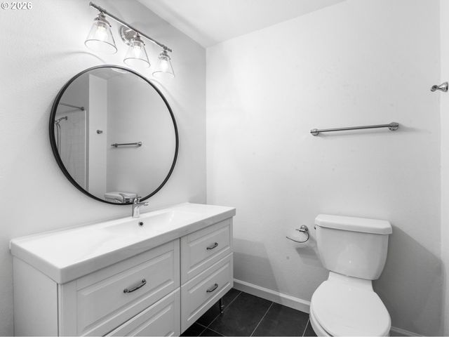 16720 Se Valley View Rd, Milwaukie, OR 97267