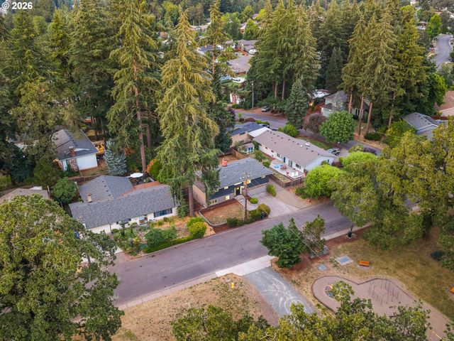16720 Se Valley View Rd, Milwaukie, OR 97267