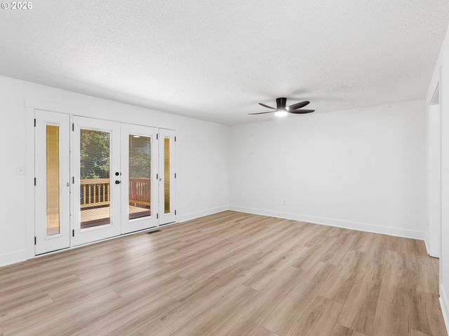 16720 Se Valley View Rd, Milwaukie, OR 97267
