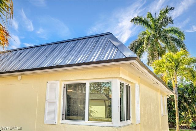 20 Kings RD A18, Naples, FL 34112