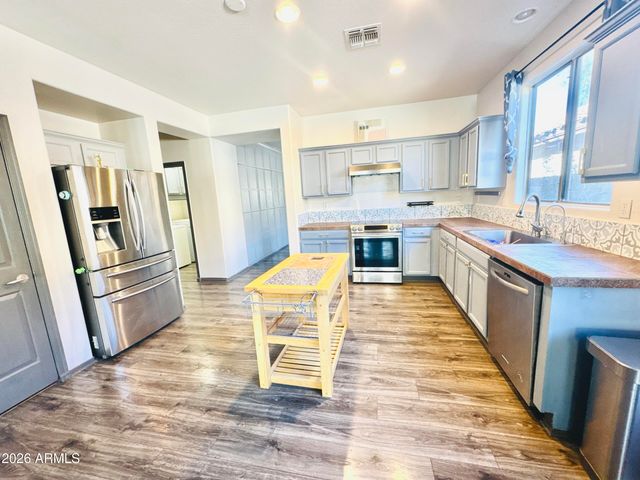 43244 N HEAVENLY Way, Anthem, AZ 85086