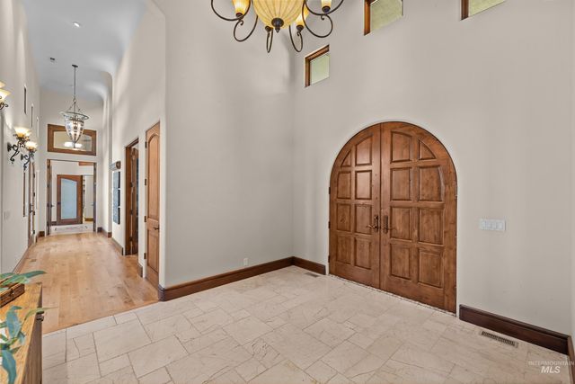 2698 W Penick Pointe Lane, Meridian, ID 83646