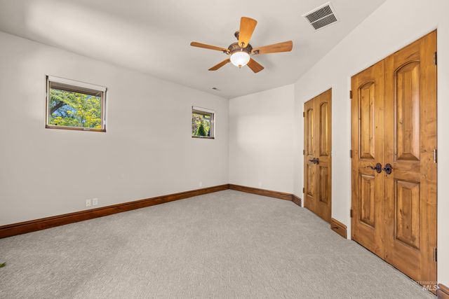 2698 W Penick Pointe Lane, Meridian, ID 83646