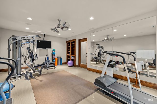 2698 W Penick Pointe Lane, Meridian, ID 83646