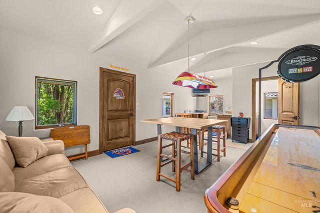 2698 W Penick Pointe Lane, Meridian, ID 83646