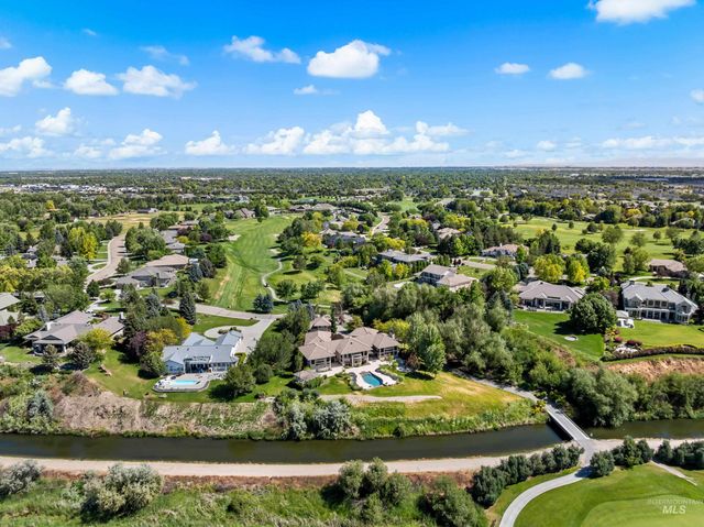 2698 W Penick Pointe Lane, Meridian, ID 83646