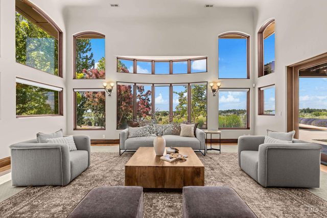 2698 W Penick Pointe Lane, Meridian, ID 83646