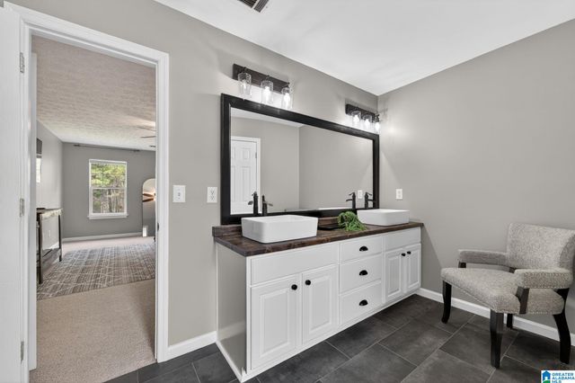 324 DOROUGH ROAD, Columbiana, AL 35051