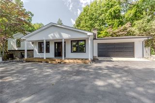 381 Angell Road, Lincoln, RI 02865