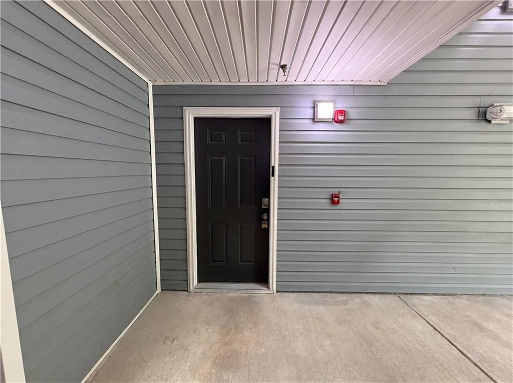 3102 Fairington Village Drive, Lithonia, GA 30038