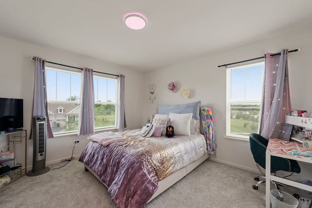 1009 Persimmon Court, Crystal Lake, IL 60012