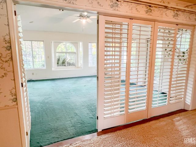 2432 Beech Street, Bakersfield, CA 93301