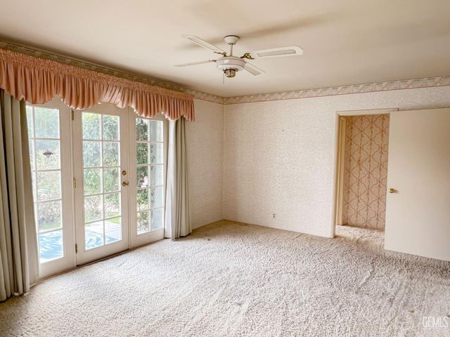 2432 Beech Street, Bakersfield, CA 93301