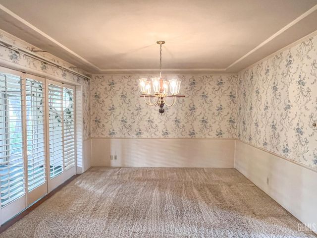 2432 Beech Street, Bakersfield, CA 93301