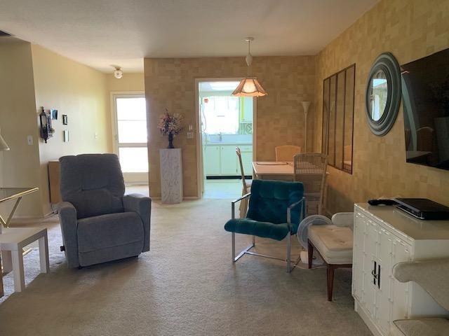 2916 Crosley Drive E M, West Palm Beach, FL 33415