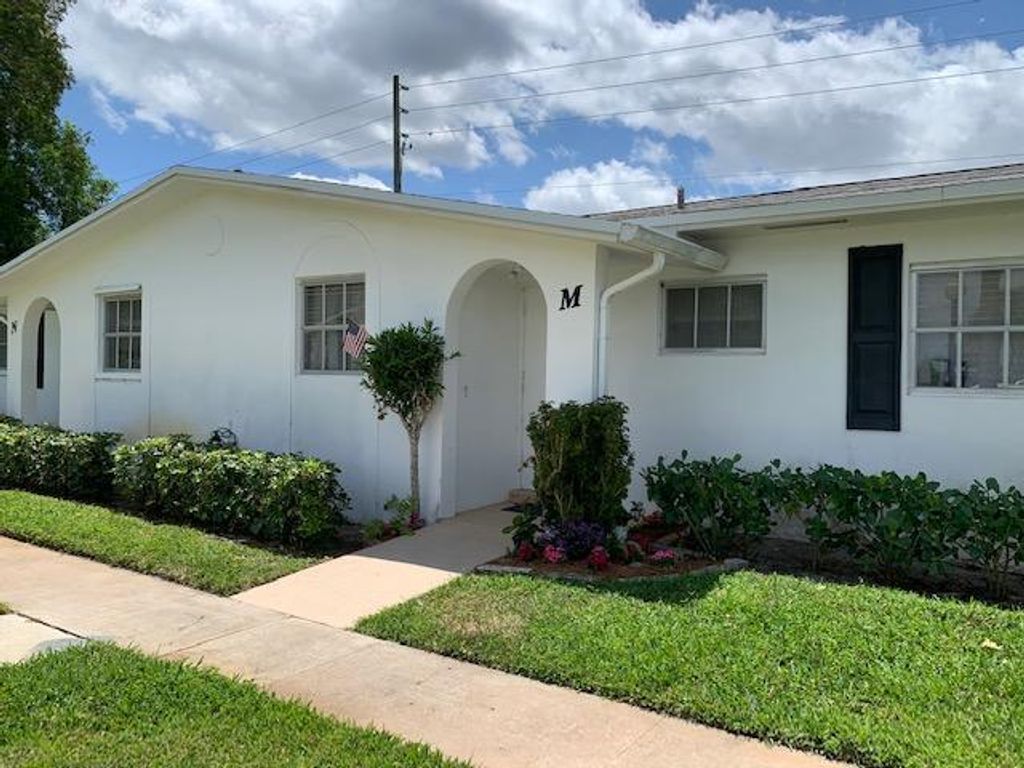 2916 Crosley Drive E M, West Palm Beach, FL 33415