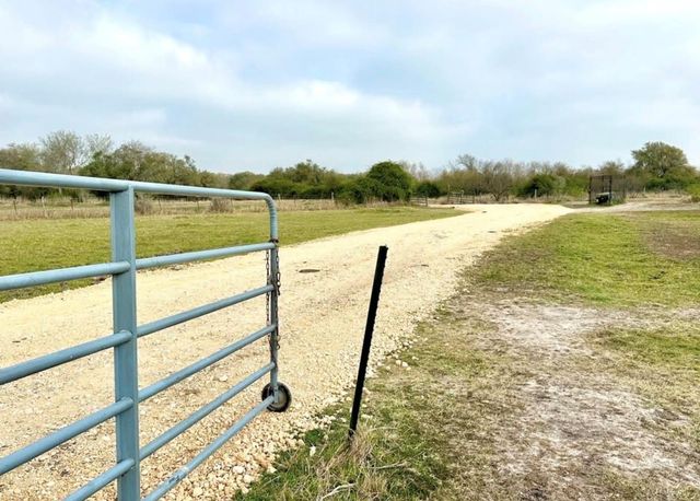 358 County Road 4521, Palacios, TX 77465