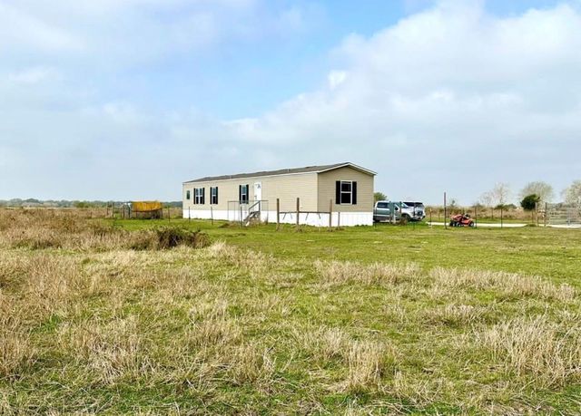 358 County Road 4521, Palacios, TX 77465