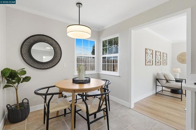 77 Cleopatra Dr, Pleasant Hill, CA 94523