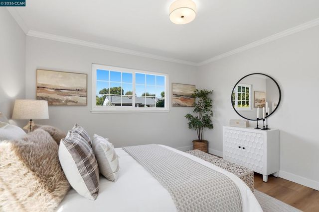 77 Cleopatra Dr, Pleasant Hill, CA 94523