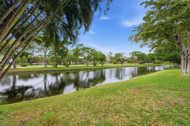 14605 Candy Way, Delray Beach, FL 33484