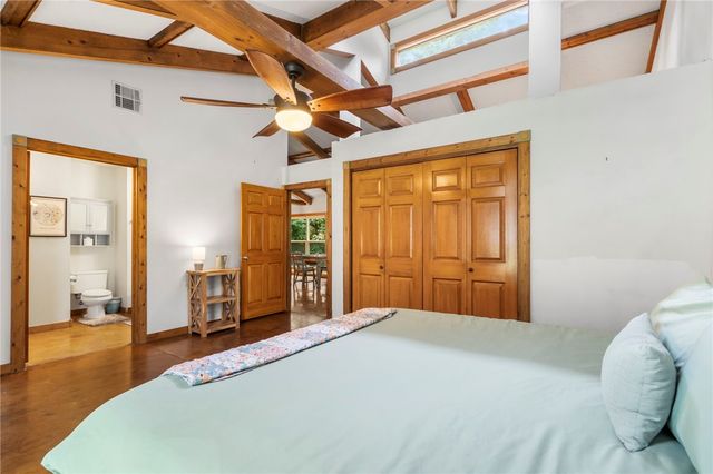 1 Lea Lane, Bella Vista, AR 72714