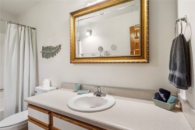 1 Lea Lane, Bella Vista, AR 72714