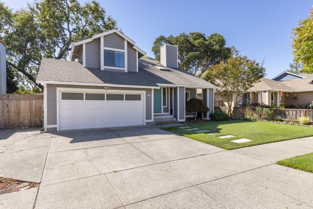 1906 Belair Way, Santa Rosa, CA 95403