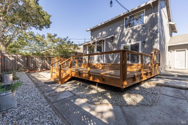 1906 Belair Way, Santa Rosa, CA 95403