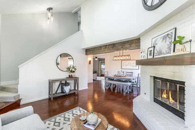 1906 Belair Way, Santa Rosa, CA 95403