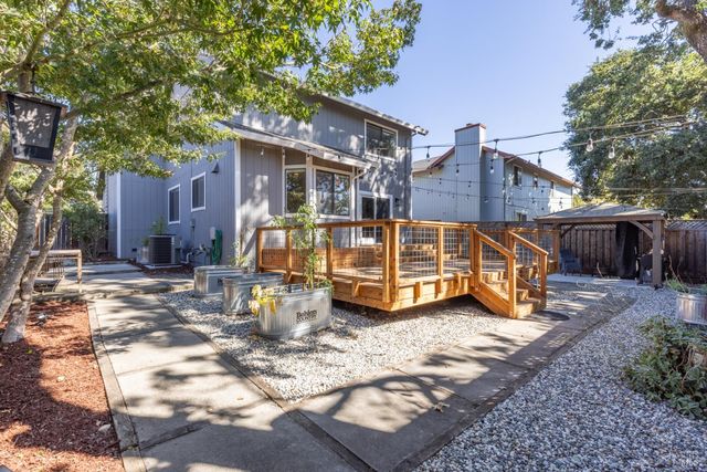 1906 Belair Way, Santa Rosa, CA 95403