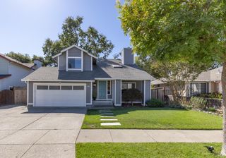 1906 Belair Way, Santa Rosa, CA 95403