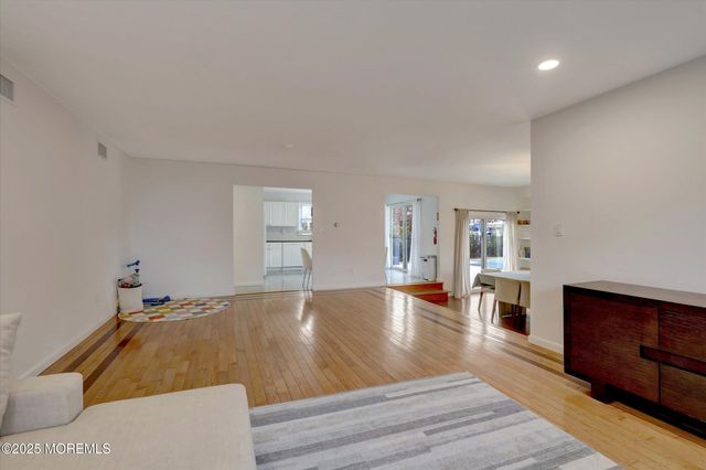 210 Larchwood Avenue, Oakhurst, NJ 07755