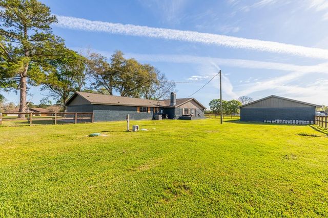 1056 Fm 2938 Road, Buna, TX 77612