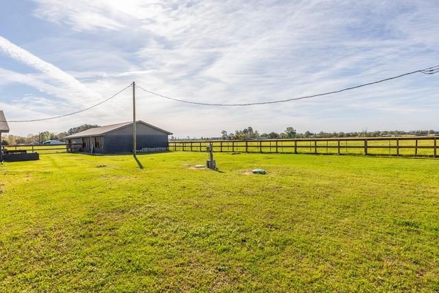 1056 Fm 2938 Road, Buna, TX 77612