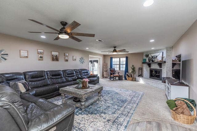 1056 Fm 2938 Road, Buna, TX 77612