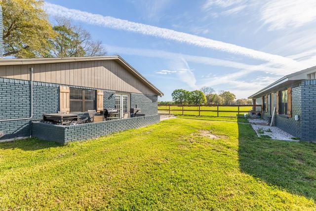 1056 Fm 2938 Road, Buna, TX 77612