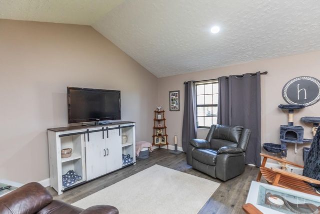 1056 Fm 2938 Road, Buna, TX 77612