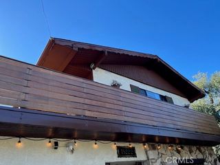 18222 Erwin, Tarzana, CA 91335