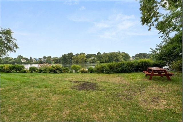 34 Hamilton Rd 210, Arlington, MA 02474