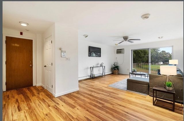 34 Hamilton Rd 210, Arlington, MA 02474