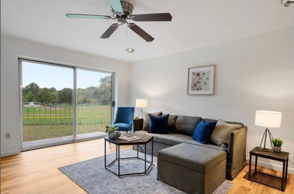 34 Hamilton Rd 210, Arlington, MA 02474