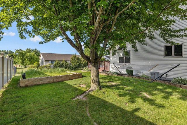 W5546 MUTZY WAY, Appleton, WI 54915