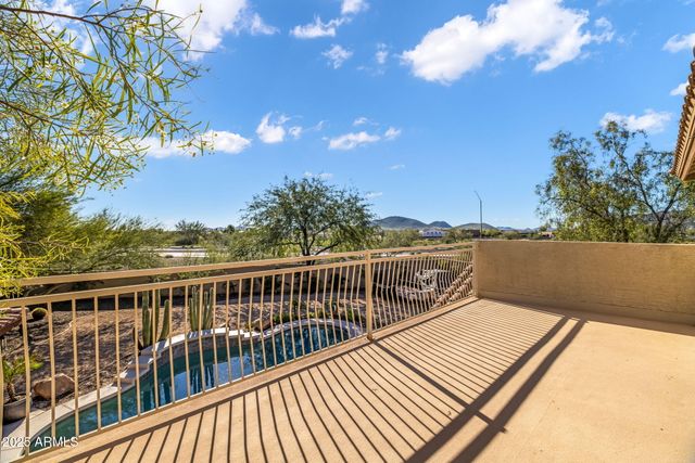 39517 N NOBLE HAWK Court, Phoenix, AZ 85086