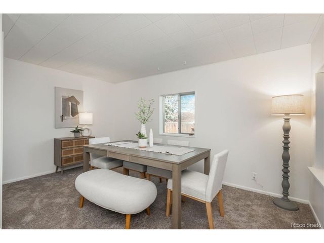 7220 Avrum Dr, Denver, CO 80221