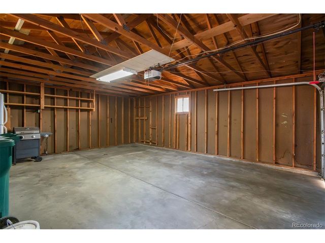 7220 Avrum Dr, Denver, CO 80221