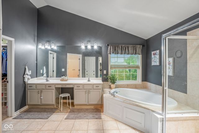 11667 Shadowwood Court, Zionsville, IN 46077