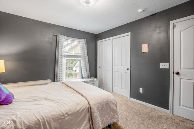 11667 Shadowwood Court, Zionsville, IN 46077